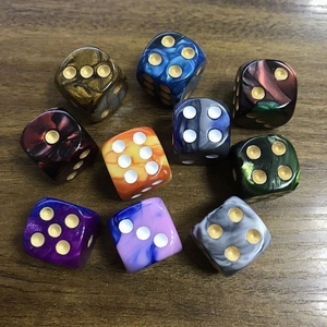 Venta de Fábrica: Dados Poliédricos Personalizados de Resina Epoxi Grabados, Ecológicos y Hechos a Mano, de 12mm, 16mm, 19mm, 22mm, con 6 Caras, para Juego de Ludo - Product Image 4