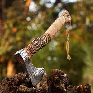 Hache à barbe sculptée à la main avec tête en acier au carbone gravée de runes, lame de 4 pouces, manche en bois de frêne pour la survie en extérieur - Product Image 2