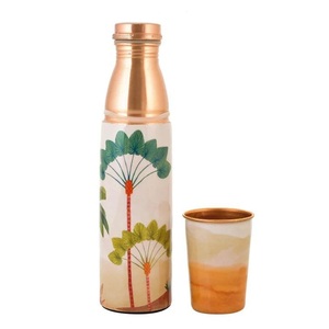 Ensemble Bouteille d'Hydratation et Verre en Cuivre Pur Imprimé Paysage Botanique Esthétique avec Couvercle en Cuivre Brillant - Product Image 2
