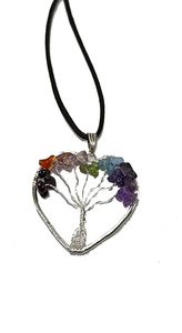 Colliers pendentifs en forme de cœur Arbre de Vie à 7 chakras faits à la main - Bijoux en cristal de guérison avec cordon réglable - Product Image 4