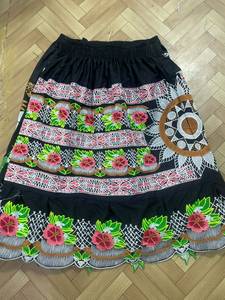 Minifalda de mujer vintage con pliegues, antiarrugas, suave, 100% poliéster, color liso, con bajo de punto estampado por descarga, para verano. - Product Image 6
