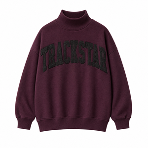 Sweat-shirt à col montant Trackstar Bourgogne Prune avec motif lettres universitaires texturées noires, bordure côtelée unie, manches longues, pull-over - Product Image 1