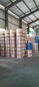 Rouleaux de papier thermique Jumbo Papertechh pour les terminaux de point de vente, les caisses enregistreuses et l'impression d'étiquettes DT - Product Image 2