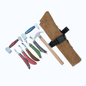 Kit d'outils professionnels pour ferrage de chevaux avec couteau à sabots à lame D, couteau à sabots à boucle de désinfection, couteaux à sabots à extrémité en laiton et marteau - Product Image 1