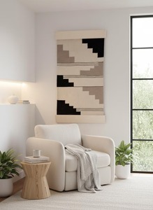 Tapiz de macramé hecho a mano estilo antiguo en blanco y negro, ideal para dormitorio, sala de estar y decoración interior clásica. - Product Image 4