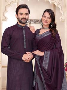 Ensemble de vêtements de fête de luxe pour couple avec kurta-pyjama en lin respirant et sari coordonné pour femme - Product Image 4