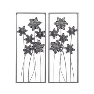 Ensemble de deux décorations murales florales en métal avec cadre noir, parfaites pour la décoration murale de la chambre et du salon, et pour l'aménagement de bureau. - Product Image 3