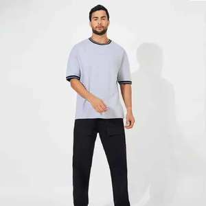 Camiseta de Algodón Extra Grande para Hombre, 100% de Alta Calidad, Color Gris Sólido, Cuello Redondo, Manga Corta, Ribete en Contraste, Estilo Casual - Product Image 3