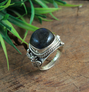 Natural Labradorite <b>Ring</b> 925 Sterling Silver Handmade Oval Gemstone Statement <b>Ring</b> for <b>Women</b> - Product Image 2