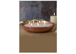 Bougeoir en métal plaqué or avec formes et tailles personnalisées, parfait pour une décoration de table intérieure élégante - Product Image 2