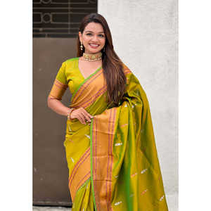 Sari en soie Paithani traditionnel Yeola vert Mehendi à double broderie Zari, vêtements indiens et pakistanais, Elite Weaves 650g - Product Image 5