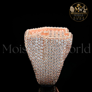 Anillo de Moissanita Chapado en Oro de Plata 925 MoissaniteWorld para Hombre, Corte Brillante Redondo Estilo Hip Hop, Certificado para Bodas y Eventos - Product Image 2