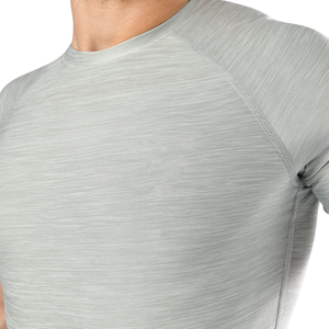 T-shirt de compression gris personnalisé pour homme, séchage rapide, entraînement en salle de sport, course à pied, fitness, athlétique, manches courtes, performance - Product Image 3
