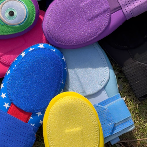 Guante de Béisbol Profesional Bruc Bolt Sliding Mitt Harrison Badder Signature Series Lavender para Lanzadores Diestros, Duradero, No Tejido - Product Image 4