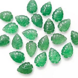 Quartz fraise vert naturel sculpté à la main en forme de feuille perles Quartz pierres précieuses breloques pour la fabrication de bijoux de fabricant indien - Product Image 5