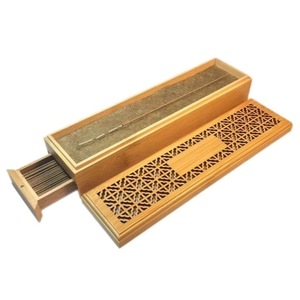 กล่องใส่ธูปไม้ไผ่พร้อมฝาแกะสลักและลิ้นชัก - Product Image 1