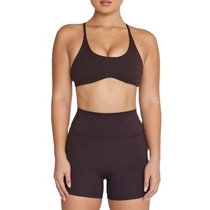 Kivotech personnalisé de haute qualité, élastique sans couture, soutien-gorge de sport et ensemble court de yoga pour femmes, vêtements de sport de qualité supérieure - Product Image 4