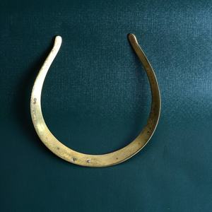 Collier ras du cou en laiton tribal flexible martelé à prix de gros par ZAM ZAM IMPEX - Product Image 3