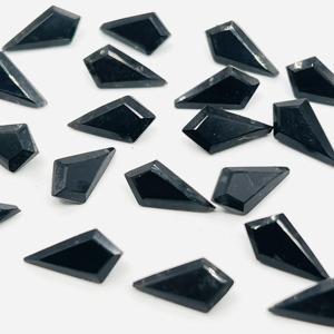 Gemas IBRAHIM de Alta Calidad, Ónix Negro Creado en Laboratorio, Corte en Forma de Cometa, Sueltas, para Venta al por Mayor, Accesorios para Fabricación de Joyería DIY, Naturales - Product Image 1