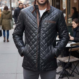 Chaqueta Bomber de Piel de Cordero Acolchada para Hombre, Talla Personalizada, Negra, de Invierno, con Logotipo Frontal Hecho a Mano, Estilo Casual, Transpirable - Product Image 5