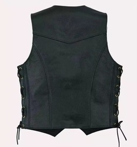Chaleco de Cuero PU Negro Personalizado para Hombre, Chaleco de Motociclista sin Mangas, Chaleco de Invierno con Cordones Laterales, Chaleco para Motocicleta - Product Image 2