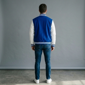 Blouson Bomber Homme Bleu Royal avec Manches en Cuir Blanc, Col et Poignets en Maille Côtelée Mélange de Laine Personnalisé, Veste Décontractée Streetwear, Vente en Gros - Product Image 2