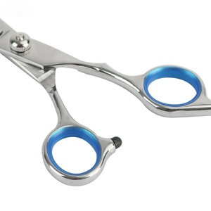 Ciseaux à cheveux non pliables à manche long en plastique pour droitiers, à pointe acérée en acier inoxydable, par Ryzer Studio - Product Image 6