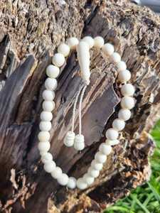 Colección de Tasbih Islámico de Hueso Moderno, Ecológico y Tallado a Mano - Product Image 1