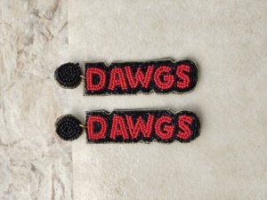 Boucles d'oreilles en perles faites à la main DAWGS - Autres produits d'artisanat - Product Image 3