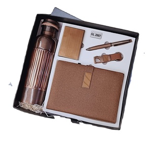 2024 nouveauté 5-en-1 cuivre finition Antique métal porte-clés bouteille d'eau porte-carte stylo à bille cahier-pour les affaires - Product Image 1