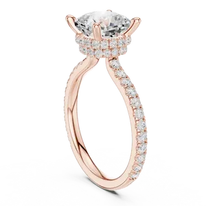 Joyería fina unisex con un diamante de laboratorio de tres quilates con corte almohada, engastado en un anillo de oro macizo de dieciocho quilates con halo oculto. - Product Image 4