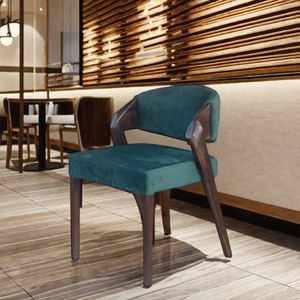 Chaise de restaurant au design moderne, table à manger commerciale en bois indien avec dossier en tissu et quatre pieds en bois en vente! - Product Image 2