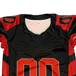 Uniforme de football américain personnalisé avec impression par sublimation, manches courtes, super doux et séchage rapide, confort estival, fabriqué au Pakistan - Product Image 3