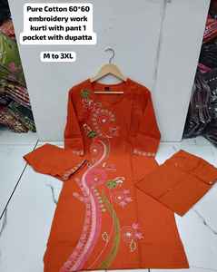 Últimos conjuntos de kurta de algodón para damas indias y pakistaníes con diseño tradicional, trajes indios y pakistaníes listos para usar. Compre al por mayor. - Product Image 4