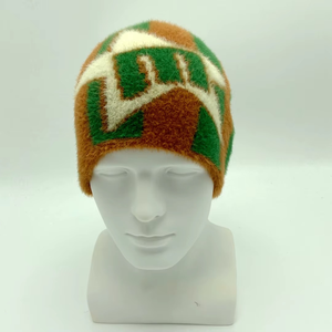 Bonnet en mohair personnalisé OEM avec votre propre logo, motif jacquard Y2K, chaud, fourré et duveteux, idéal pour l'hiver - Product Image 3