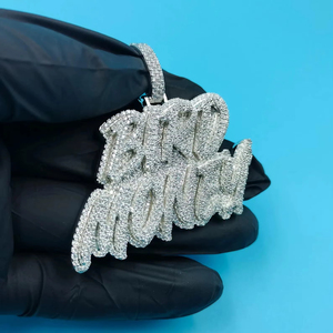 จี้เพชรโมอิสอัญมณีสไตล์สตรีทฮิปฮอปสุดหรูสไตล์สตรีทแบบ925สีเงินสำหรับทั้งชายและหญิงออกแบบได้ตามต้องการ - Product Image 1