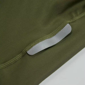 Tenue de cyclisme pour VTT grande taille, écologique, à séchage rapide et respirante, comprenant un maillot de cyclisme de haute qualité et un short à bretelles personnalisé - Product Image 6