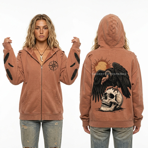 Sweat-shirt urbain pour femme à fermeture éclair intégrale, 350 GSM, couleur terre cuite, avec motif crâne de faucon, imprimé boussole sur la poitrine, manches à plumes et effet vieilli - Product Image 1