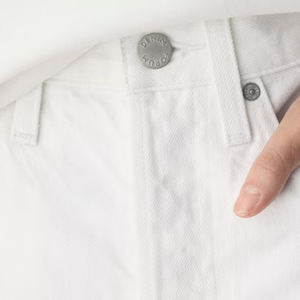 Shorts multi-usages tendance et élégants pour femmes, confortables et extensibles, avec fermeture sécurisée par boutons, parfaits pour les acheteurs en gros, pour un usage décontracté. - Product Image 3