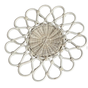 Plato de Presentación de Ratán Floral Elegante con Logotipo Personalizado, Manteles Individuales de Ratán Natural Hechos a Mano, Envío Rápido para Bodas y Uso Diario - Product Image 5
