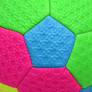 Ballon de football en PVC cousu à la machine pour entraînement en salle, vente chaude, avec impression de logo personnalisée par le fabricant, taille standard - Product Image 4