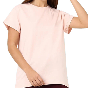 เสื้อยืดคอกลมแขนสั้นสีชมพูสำหรับผู้ชาย ผ้าโพลีเอสเตอร์/คอตตอนเจอร์ซีย์ สีพื้น เรียบง่าย ระบายอากาศได้ดี คุณภาพสูง ปรับแต่งได้ ทรงเข้ารูป - Product Image 1