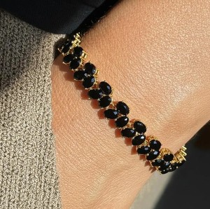 Pulsera con Dije de Ónix Negro Corte Ovalado, Plata de Ley 925, Chapado en Oro, Joyería de Piedras Preciosas Hecha a Mano, Elegante y de Lujo, para Fiestas y Eventos - Product Image 1