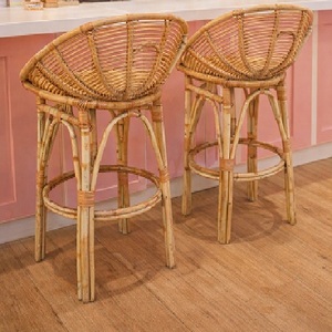 Tabouret de bar moderne en bambou antique avec accoudoirs fixes et repose-pieds, empilable, pour la maison, les bars, les cafés et les centres commerciaux - Product Image 4