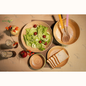 La cuchara de bambú de diseño clásico, elegante y duradera más vendida, respetuosa con el medio ambiente, directa desde Vietnam para una cocina más ecológica - Product Image 1