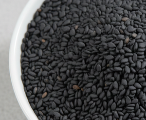 Graines de sésame noir de qualité supérieure 100% naturelles, grade A, prêtes à consommer, sans additifs, haute qualité, approvisionnement en vrac, prix compétitifs - Product Image 2