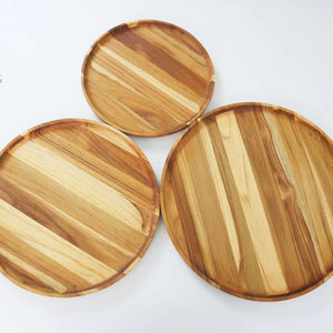 Plateaux en bois de teck avec logo personnalisé - Naturels et durables pour les hôtels, les restaurants et la vente au détail - Product Image 1