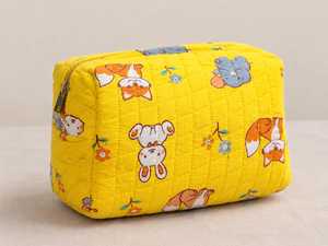 Sac de maquillage portable en tissu de coton, taille moyenne, fermeture éclair, imprimé animal de dessin animé jaune, avec pompon, imperméable et écologique - Product Image 3