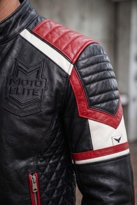 Chaqueta de Motociclista de Cuero Genuino Negra, Roja y Blanca para Hombre, con Mangas Acolchadas - Product Image 3