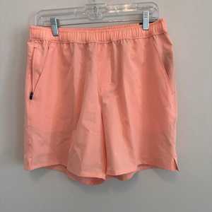 Shorts courts pour hommes en tissu tissé à séchage rapide, couleur unie corail, taille élastique, avec poches, style décontracté, longueur mi-cuisse - Product Image 4